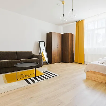 Kronvalda - Walk To Old Town - Free P Apartamento